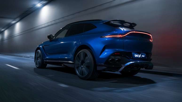 Aston Martin DBX707 é o SUV mais rápido do mundo