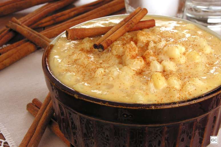 Guia da Cozinha - Receita de canjica doce: aprenda a fazer canjica com leite condensado cozido