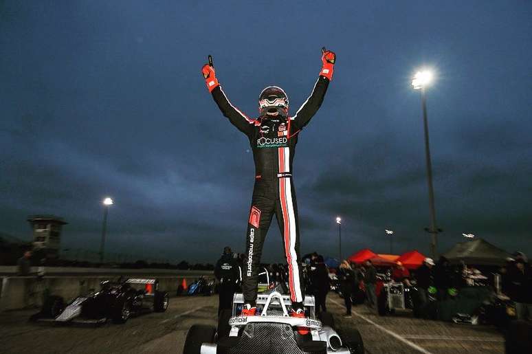 Michael D’Orlando celebra vitória 