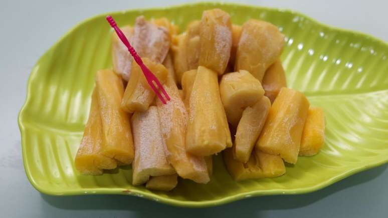 A mandioca é um ingrediente bem versátil e pode fazer parte de vários tipos de pratos diferentes