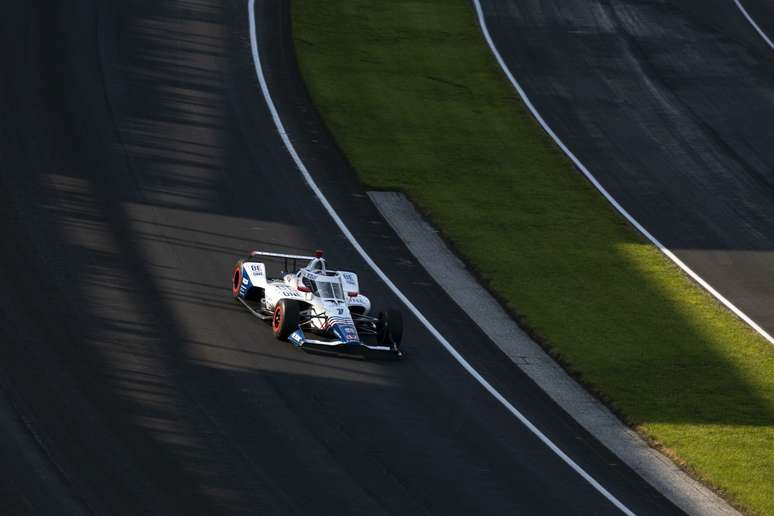 Tony Kanaan celebrou vitória da Ganassi na Indy 500 