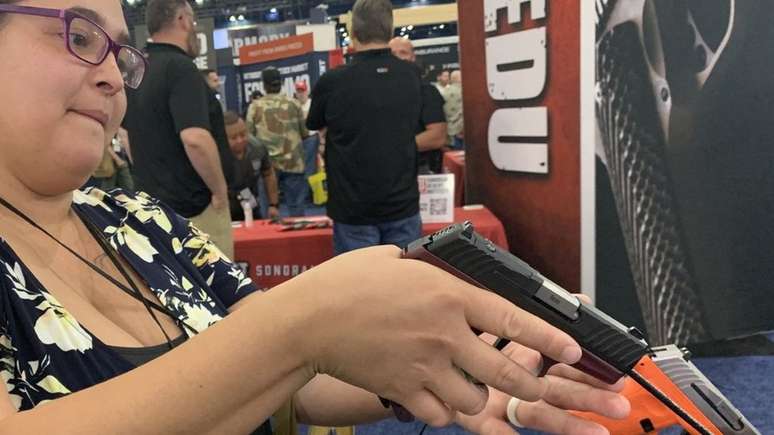 Muitas das armas vendidas nos EUA acabam n&atilde;o sendo registradas