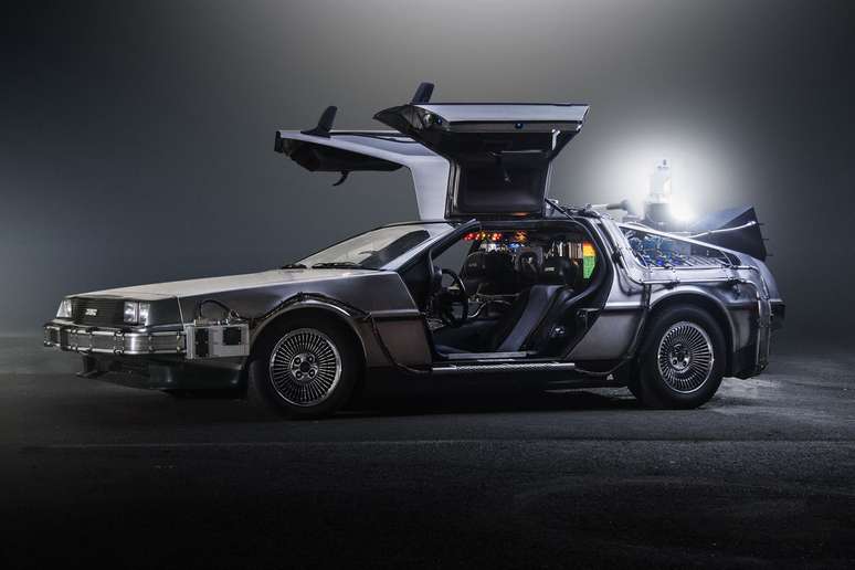 DeLorean DMC-12 dos filmes 'De volta para o futuro'