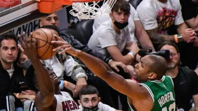 Boston Celtics vence jogo 7 dramático contra Heat e conquista o Leste