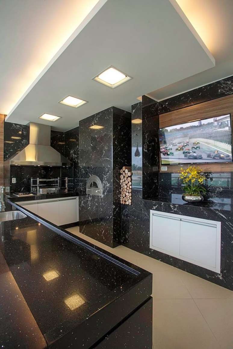 15. Cozinha gourmet com granito via lactea &ndash; Foto Arkpad