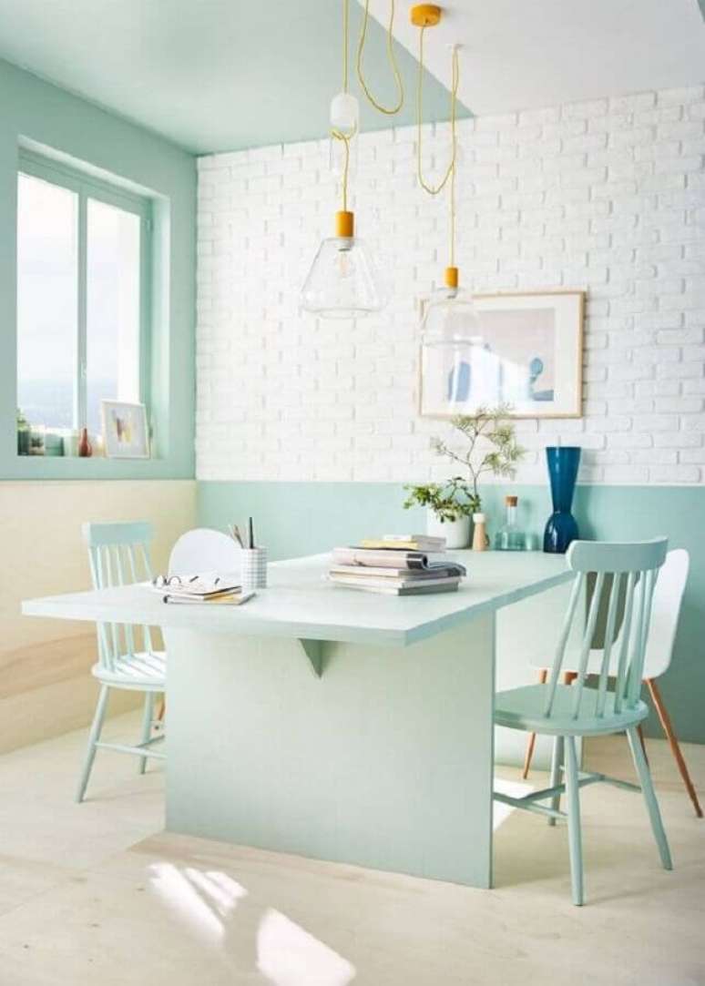 30. Decora&ccedil;&atilde;o clean para sala de jantar verde menta e branca &ndash; Foto: Leroy Merlin