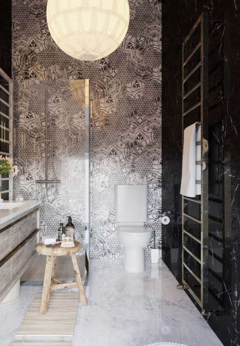 39. Banheiro luxuoso com revestimento de granito via lactea &ndash; Foto Arkpad