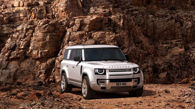 Novo Land Rover Defender 130 