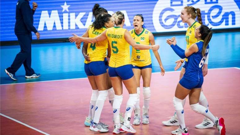 Brasil teve estreia difícill, mas passou no primeiro teste na VNL (Foto: Divulgação / Volleyball Nations League)