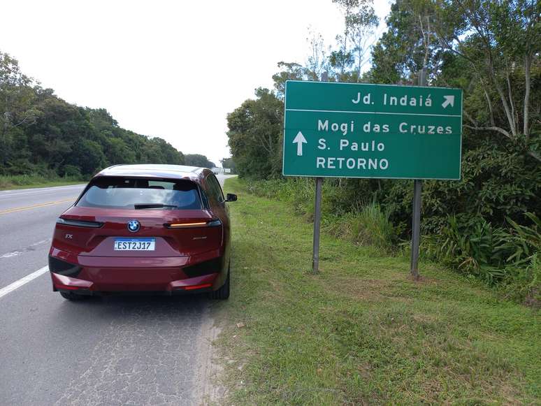 BMW iX no test drive de um dia.