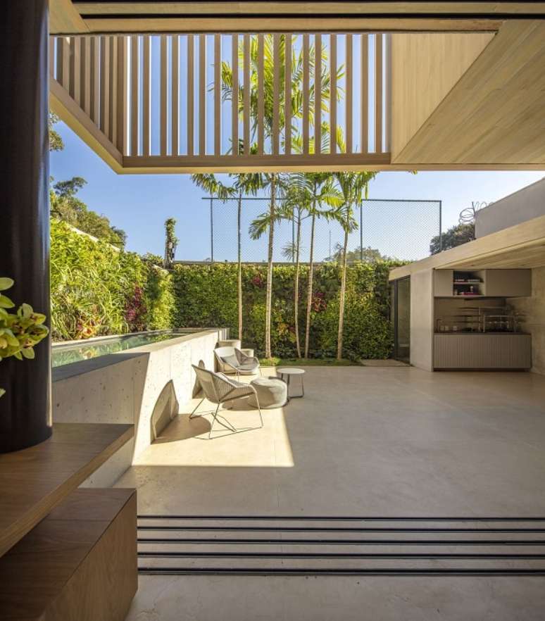 39. Jardim no quintal moderno com piscina &ndash; Foto Studio AG