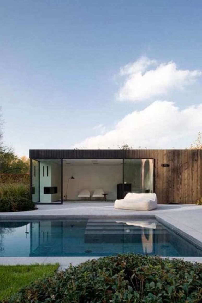 22. Casa moderna com edícula e piscina de cerâmica – Foto Casa e Construção