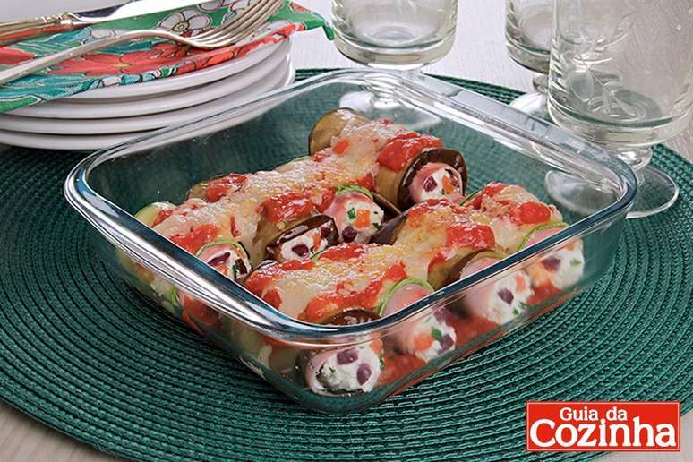 Rolinho duplo de abobrinha e berinjela assada &ndash; Foto: Guia da Cozinha