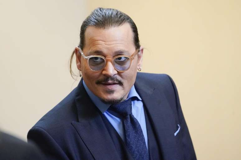 Johnny Depp será indenizado em US$ 15 milhões (R$ 72 milhões)