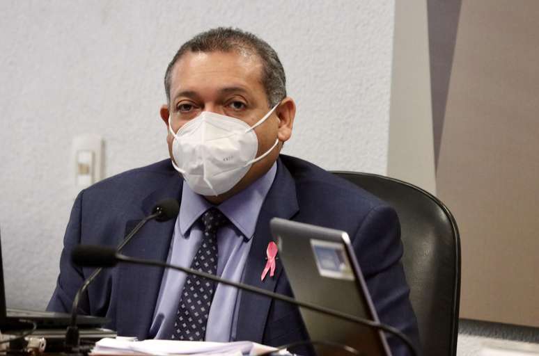 Nunes Marques suspende decisão do TSE que cassou deputado bolsonarista