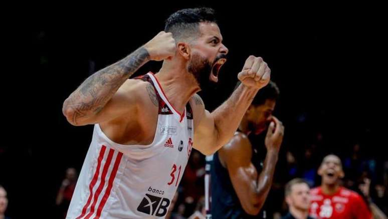 Flamengo vence Franca em casa e força 4º jogo nas finais do NBB