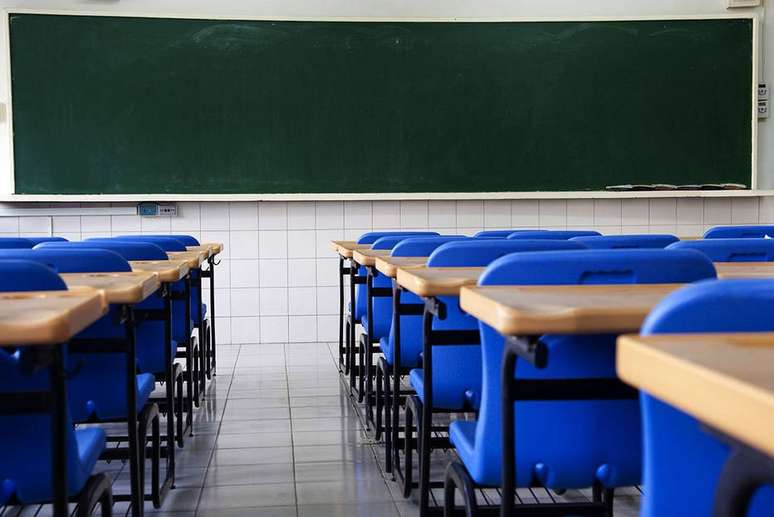 Rede estadual de SP sofre com a falta de professores para o novo ensino médio 