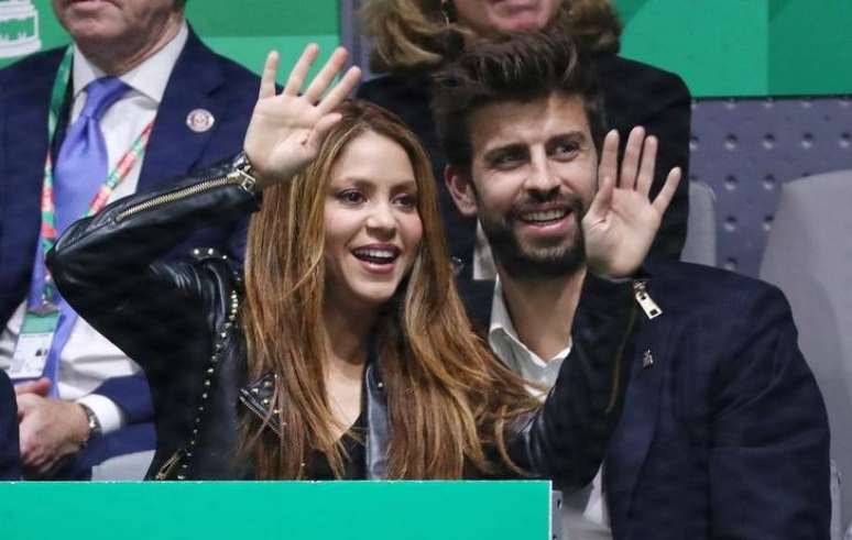 A cantora colombiana Shakira e o jogador do Barcelona, Gerard Piqué.  24/11/2019   REUTERS/Sergio Perez