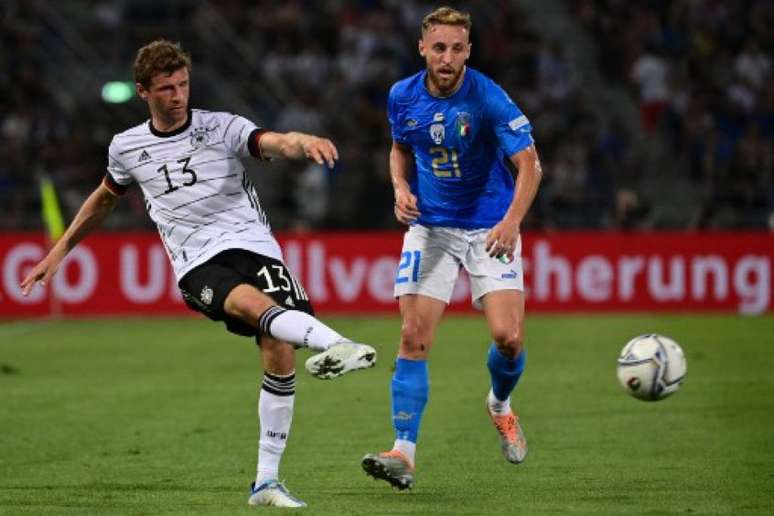 Itália e Alemanha empatam na Nations League (Foto: MIGUEL MEDINA / AFP)
