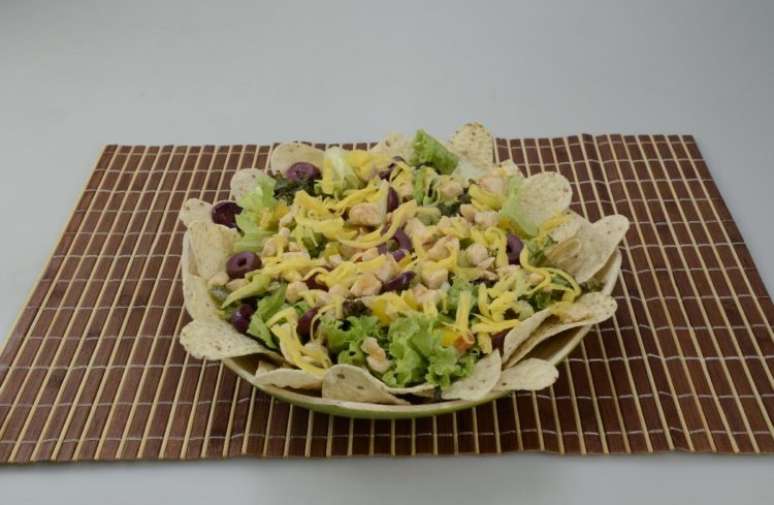 Salada mexicana – Foto: Guia da Cozinha