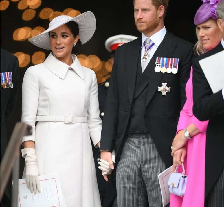 Meghan, duquesa de Sussex, príncipe Harry, duque de Sussex, e Zara Tindall