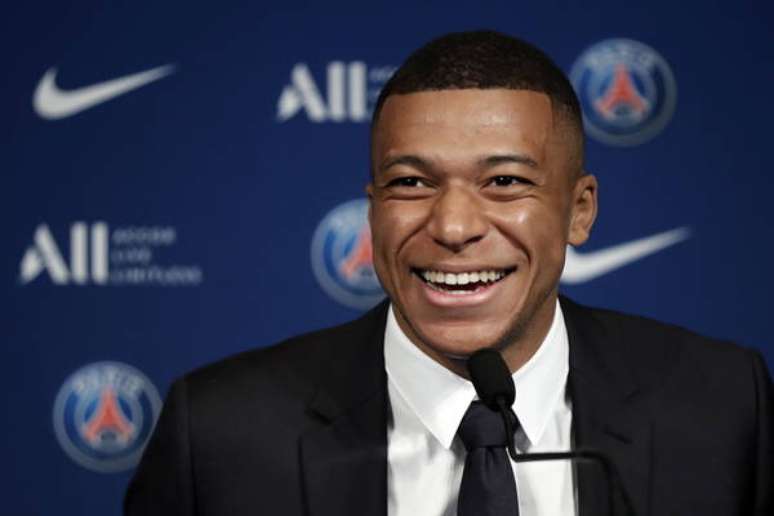 Mbapp&eacute; &eacute; um dos principais jogadores da equipe do PSG