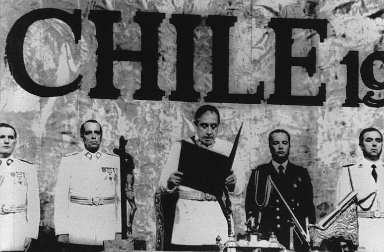 Augusto Pinochet virou ditador do Chile com golpe em 1973