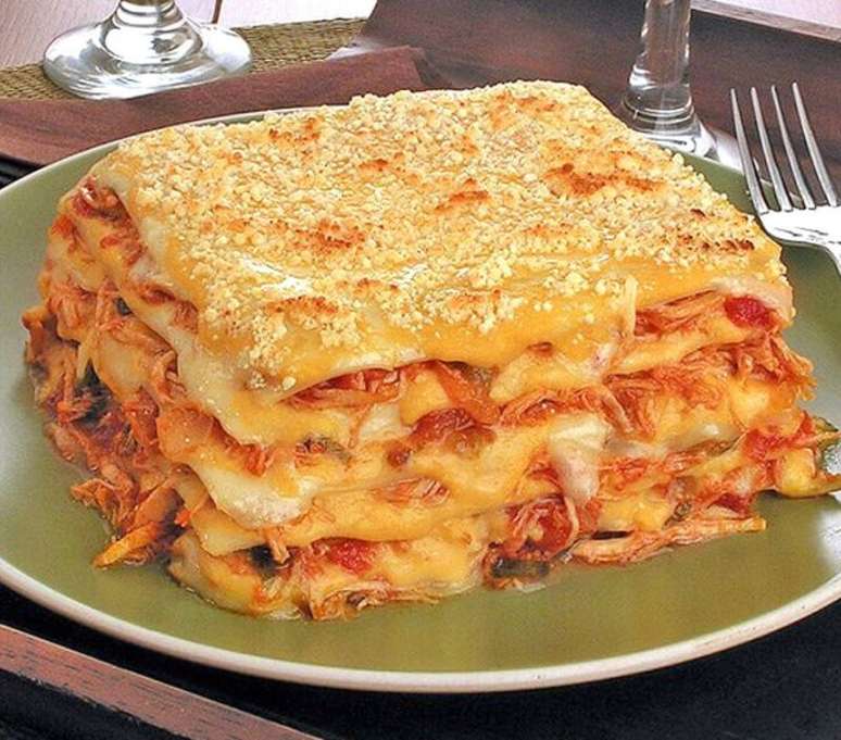 Lasanha de frango ros&eacute; (Reprodu&ccedil;&atilde;o / Guia da Cozinha)