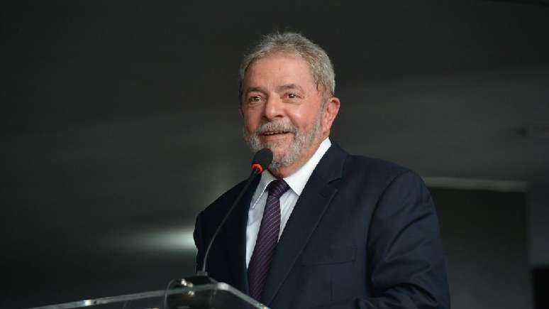 A foto mostra o pr&eacute;-candidato &agrave; presid&ecirc;ncia Luiz In&aacute;cio Lula da Silva