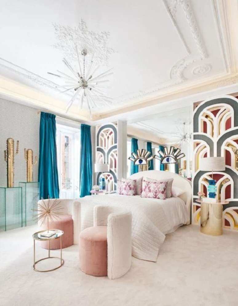 36. Quarto de casal moderno com cortina azul &ndash; Foto Ottiu