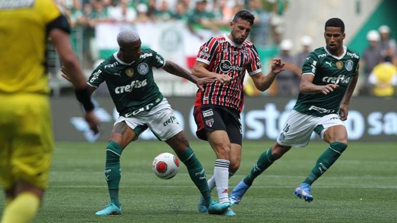 São Paulo faz 3 x 1 no Palmeiras no jogo de ida da final do Paulistão