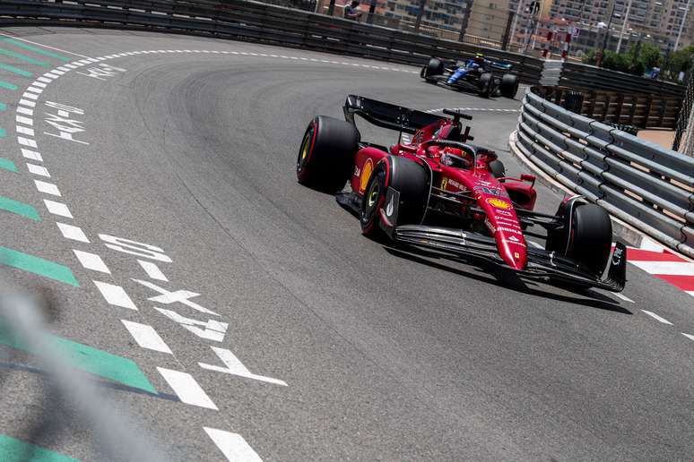 Charles Leclerc foi pole em Mônaco 