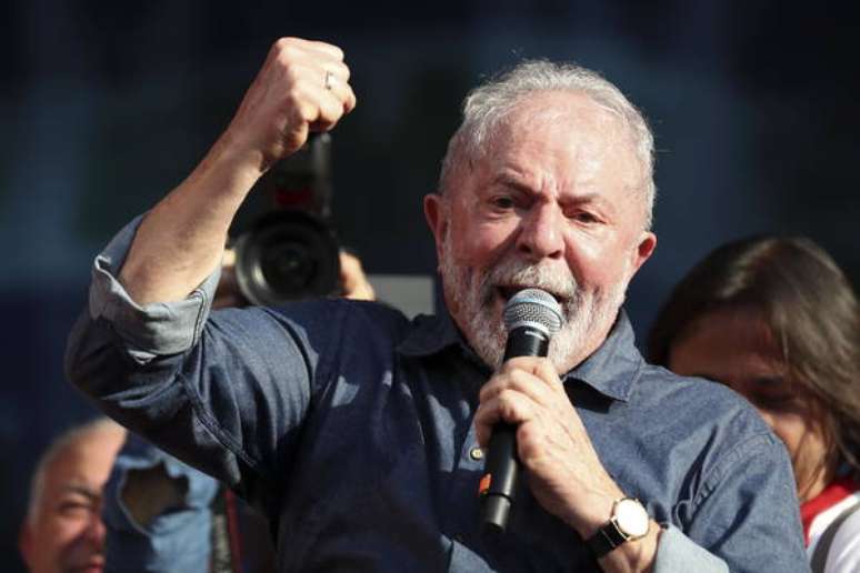 Lula Mantém Vantagem Sobre Bolsonaro Em Pesquisa PoderData