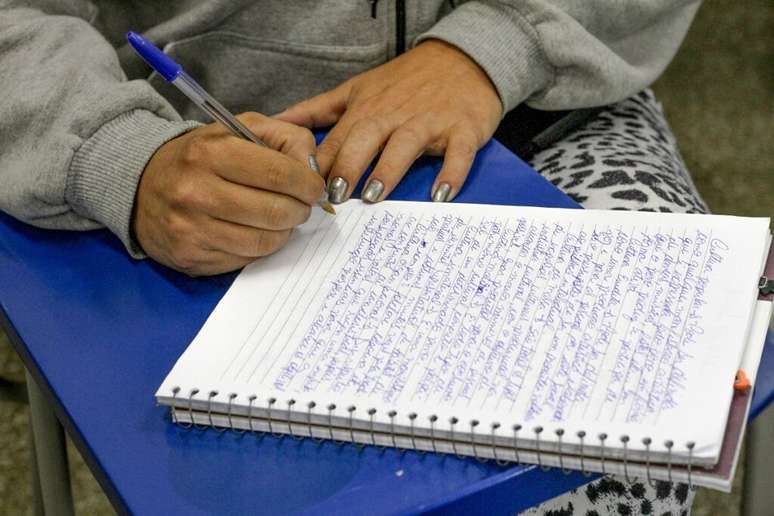 Alexandra é professora, pós graduada em psicopedagogia e estudante de serviço social @Renan Omura/Agência Mural