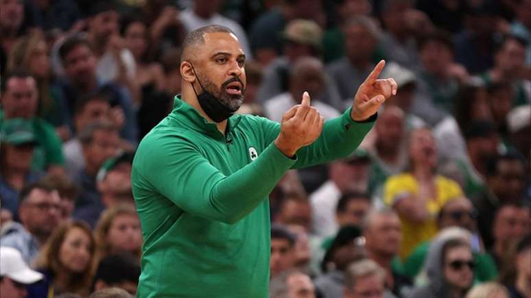 Celtics vence Warriors em casa e abre 2 a 1 nas finais da NBA