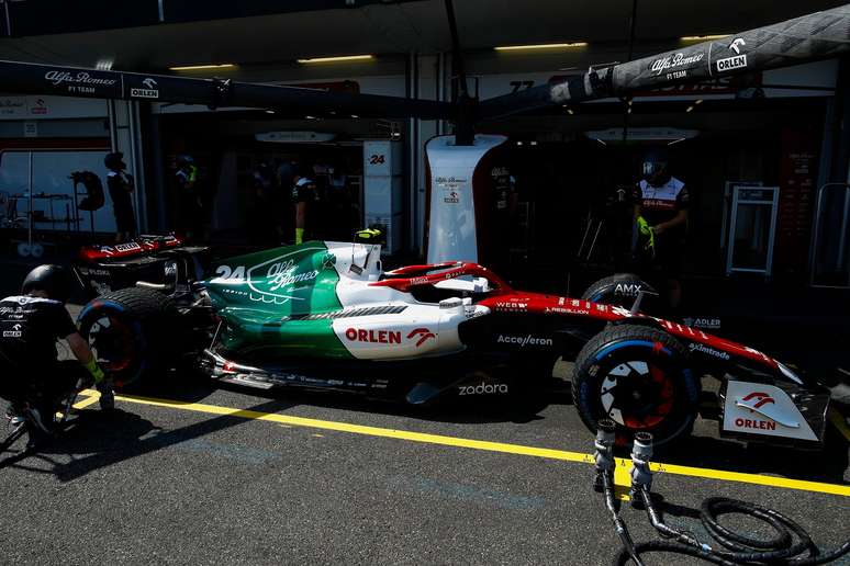 A pintura da Alfa Romeo em Baku 