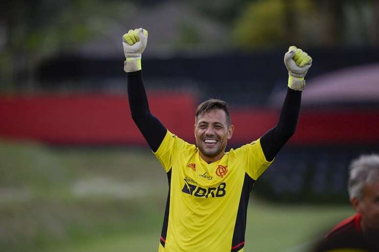 Diego Alves e Dorival Jr se desentenderam em 2018 (Foto: Marcelo Cortes / Flamengo)