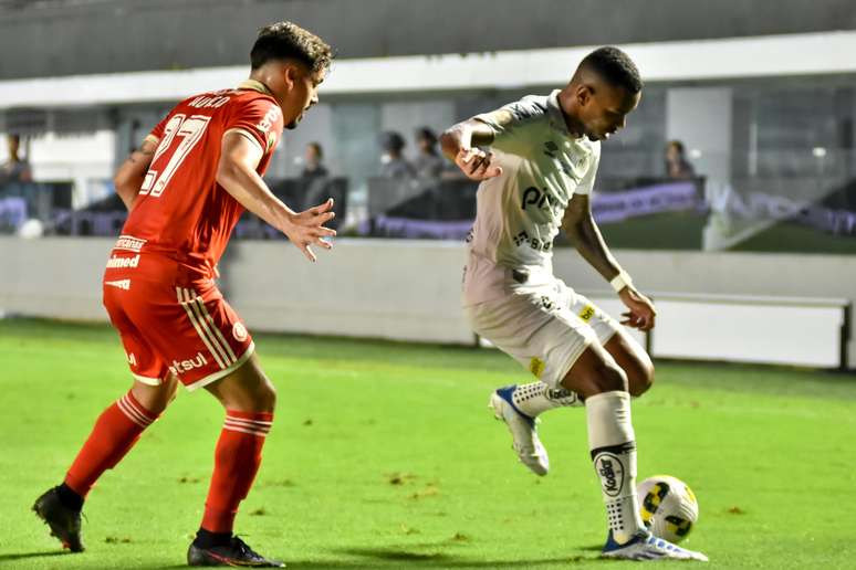 Santos empatou com o Internacional