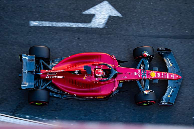 Charles Leclerc é o pole do GP do Azerbaijão 