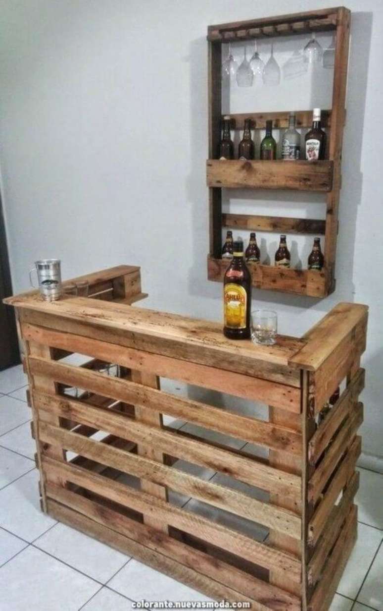 108. Bar em casa feito com pallet. Fonte: Céu de Borboletas