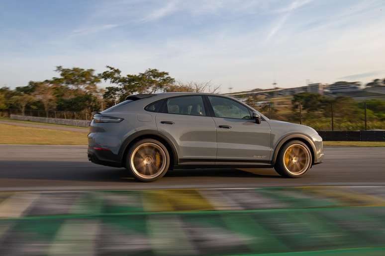 Porsche Cayenne Turbo GT