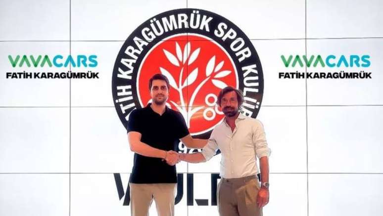 Andrea Pirlo é o novo técnico do Fatih Karagümrük SK, da Turquia.
