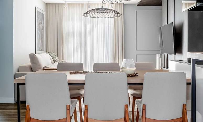 Estas lumin&aacute;rias agregam charme ao d&eacute;cor. Projeto de Capponi Arquitetura Interiores