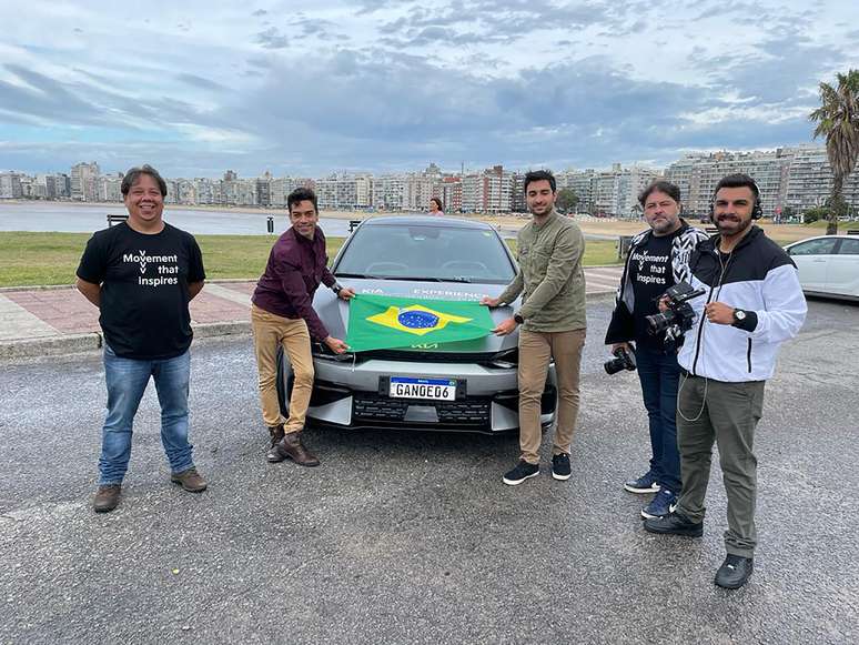 Equipe de jornalistas brasileiros dirigiu Kia EV6 de Itu (SP) at&eacute; Montevid&eacute;u (Uruguai)