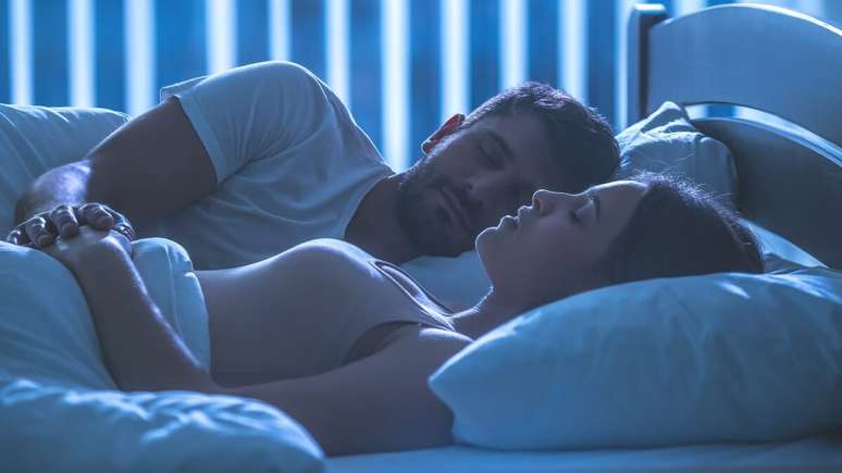 Dormir com o cônjuge demonstrou uma melhora na qualidade do sono