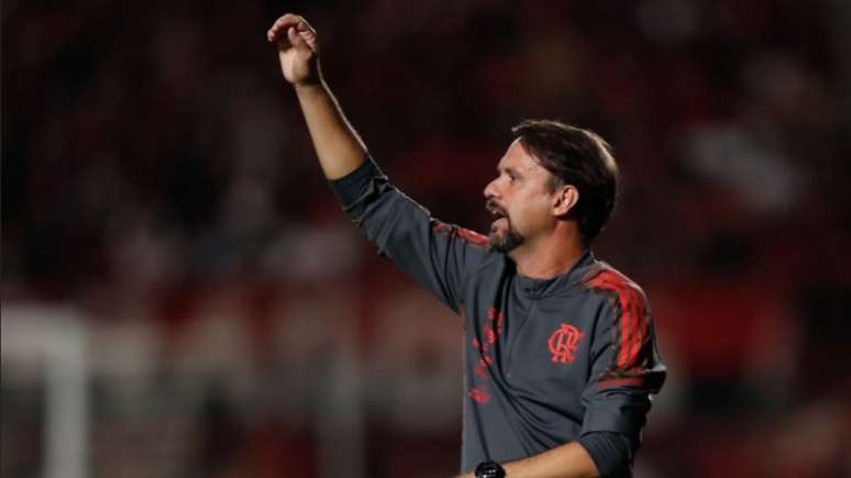 Maurício de Souza fez carreira na base do Flamengo. Agora é técnico do Vasco (Gilvan de Souza / Flamengo)