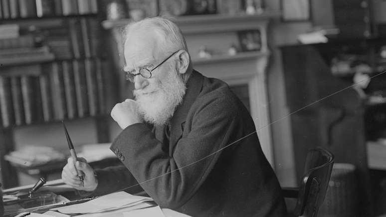 Para Bernard Shaw, o jornalista WT Stead exagerou de forma imperdo&aacute;vel a hist&oacute;ria da garota Armstrong