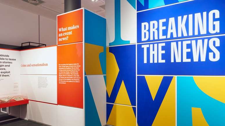 A exposi&ccedil;&atilde;o da British Library explora 500 anos de jornalismo brit&acirc;nico, a partir da publica&ccedil;&atilde;o em 1513 de uma reportagem sobre a Batalha de Flodden