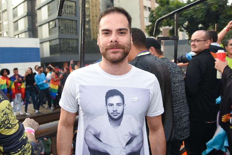 Pedro HMC foi com camiseta homenageando Popó Vaz