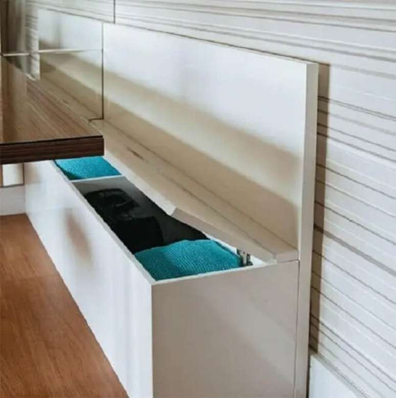 15. Projeto de mesa de jantar canto alem&atilde;o com ba&uacute;. Fonte: Casa Abril